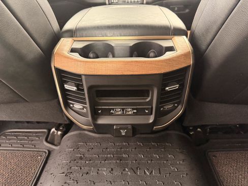 Used 2020 RAM 2500 Limited AWD/4WD image 16