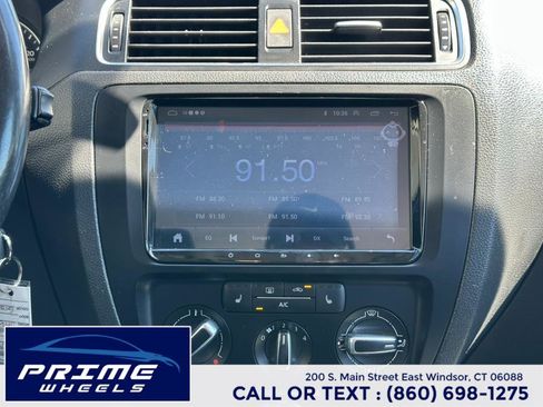 Used 2014 Volkswagen Jetta SE image 21