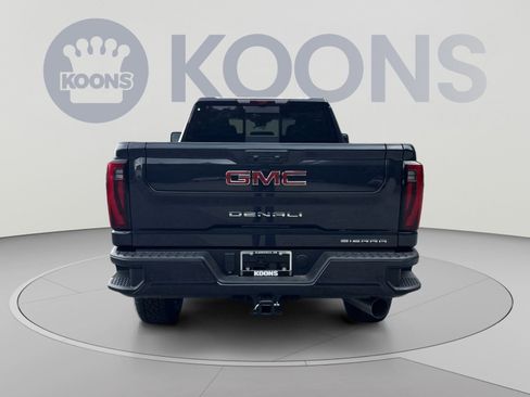 New 2026 GMC Sierra 2500 Denali w/ Denali Reserve Package AWD/4WD image 4