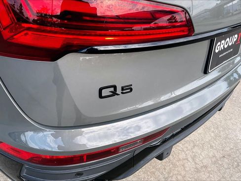 Used 2023 Audi Q5 2.0T Premium Plus w/ Premium Plus Package AWD/4WD image 10