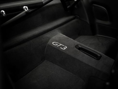 Used 2018 Porsche 911 GT3 RWD image 38