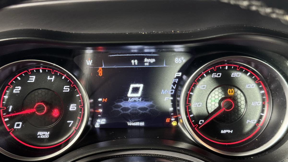 Used 2023 Dodge Charger SXT RWD image 18