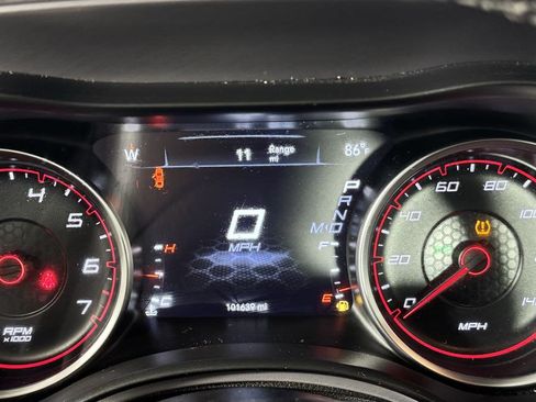 Used 2023 Dodge Charger SXT RWD image 18