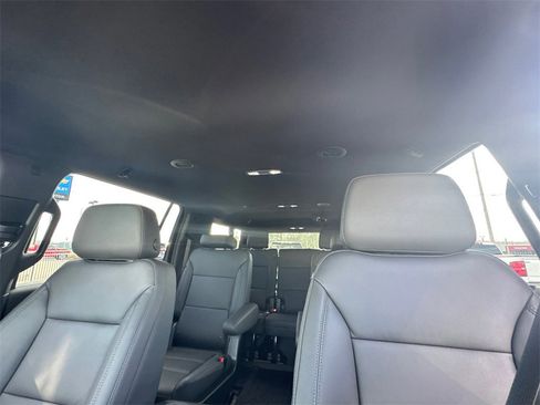 New 2026 Chevrolet Suburban LT w/ Comfort Package image 34