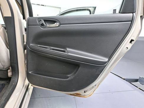 Used 2012 Chevrolet Impala LT FWD image 36