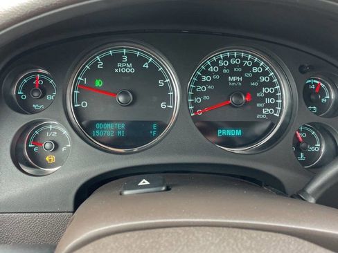 Used 2011 GMC Yukon XL Denali image 23