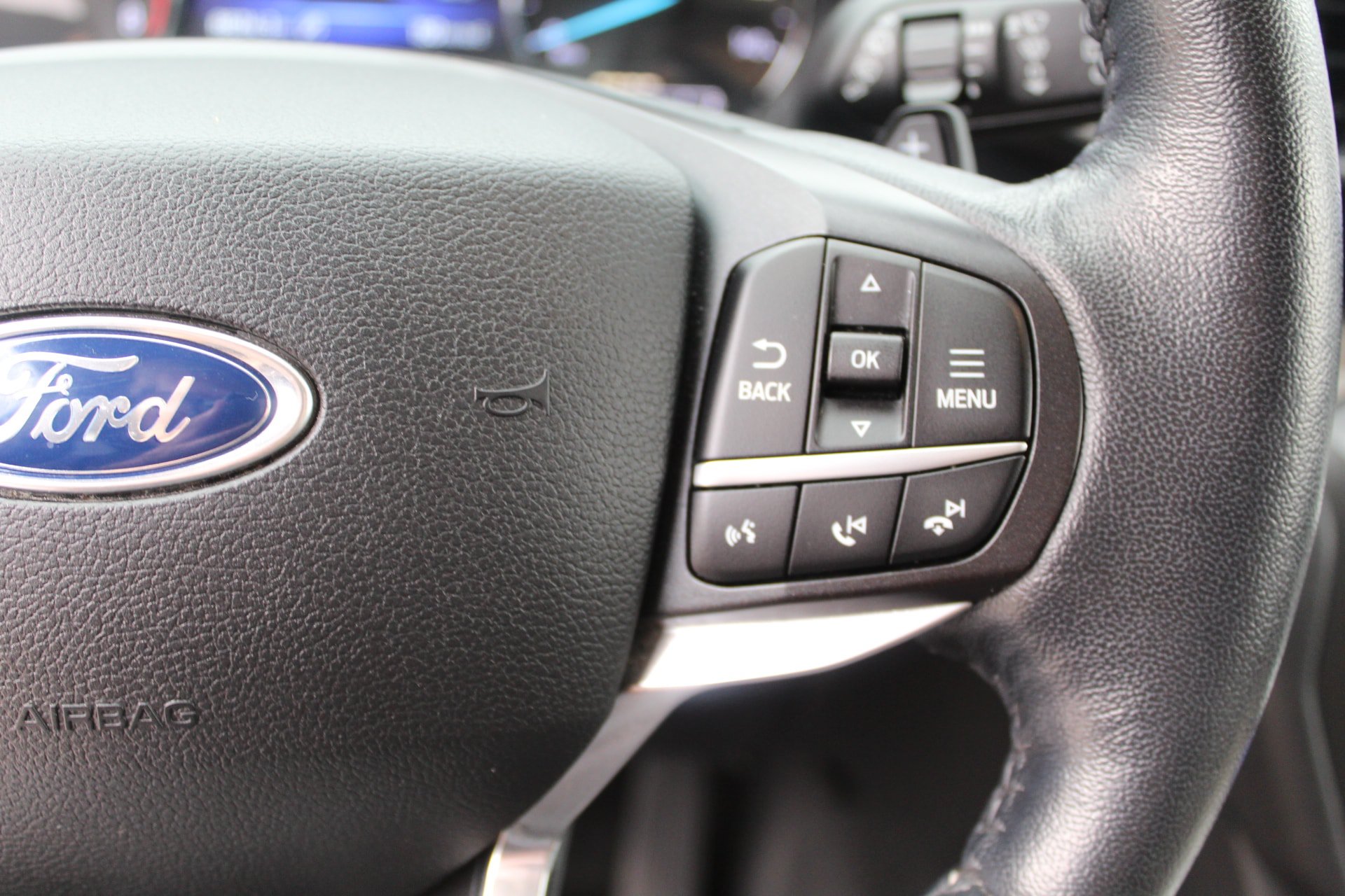 Used 2020 Ford Explorer Limited AWD/4WD image 43