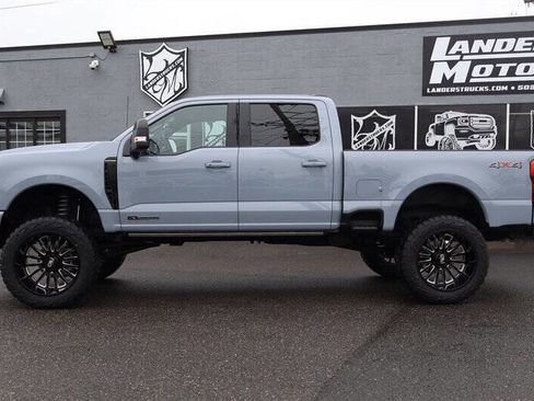 Used 2025 Ford F350 Platinum image 2