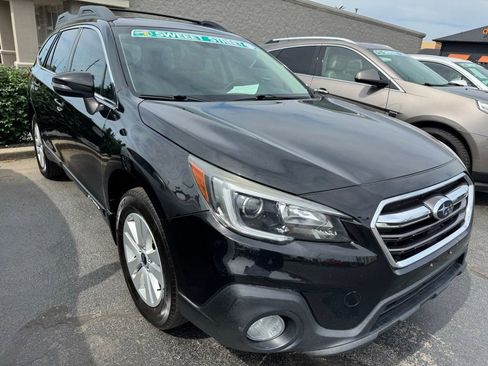 Used 2019 Subaru Outback 2.5i Premium AWD/4WD image 5