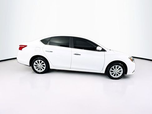 Used 2019 Nissan Sentra SV FWD image 11