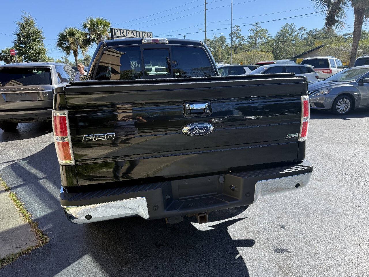 Used 2011 Ford F150 Lariat w/ Lariat Chrome Pkg AWD/4WD image 4