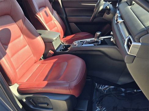 Used 2023 MAZDA CX-5 Carbon Edition image 20