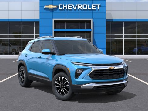 New 2026 Chevrolet TrailBlazer LT w/ LT Cold Weather Package FWD image 7