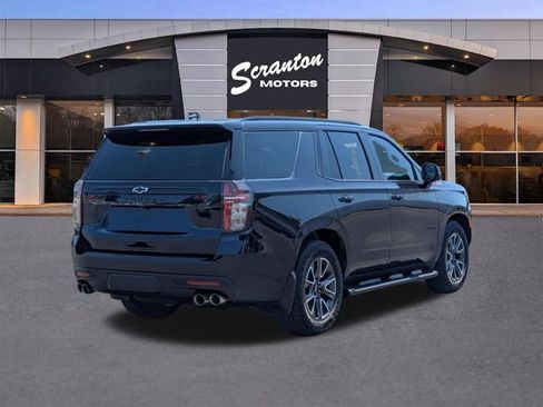 Used 2024 Chevrolet Tahoe Z71 w/ Z71 Off-Road Package AWD/4WD image 5
