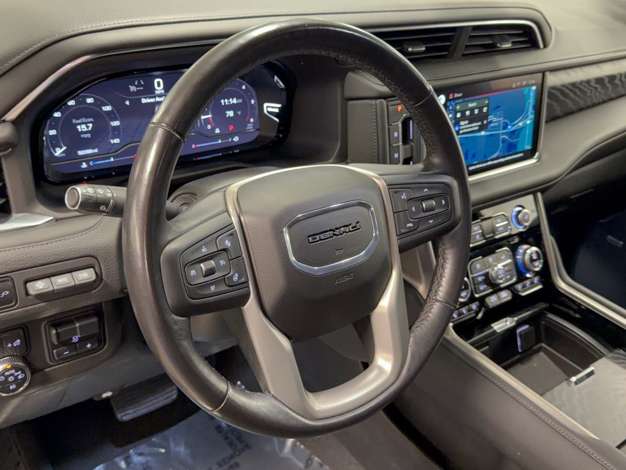 Used 2022 GMC Yukon XL Denali w/ Max Trailering Package RWD image 10