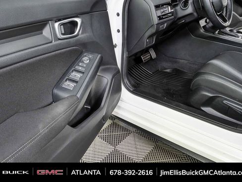 Used 2025 Honda Civic Sport image 7