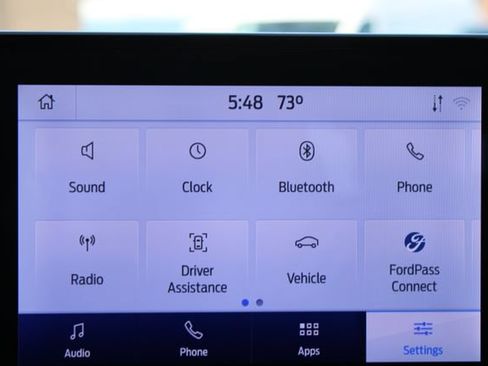 Used 2020 Ford Explorer XLT RWD image 25