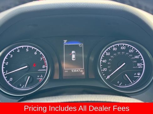 Used 2023 Toyota Camry SE FWD image 20