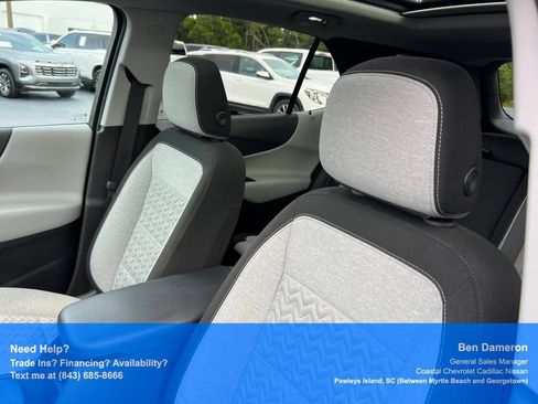Used 2023 Chevrolet Equinox LT FWD image 10