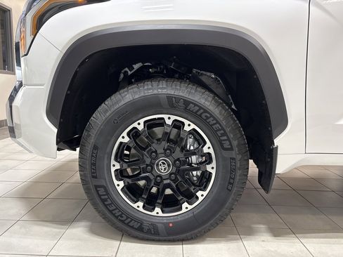 New 2026 Toyota Tundra SR5 image 7