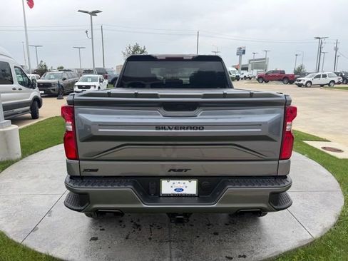 Used 2022 Chevrolet Silverado 1500 RST AWD/4WD image 5