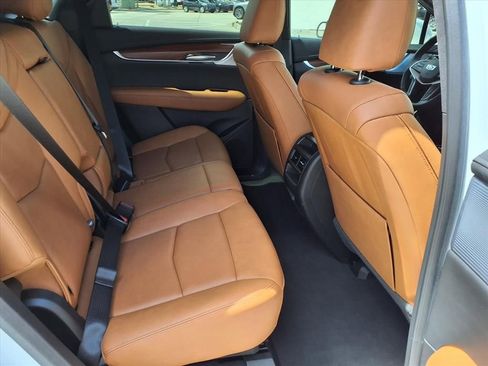 Used 2024 Cadillac XT5 Premium Luxury FWD image 13