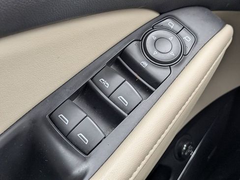 Used 2021 Buick Enclave Essence w/ Sound and Sites Package image 22