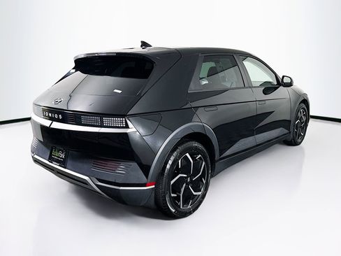 Used 2024 Hyundai Ioniq 5 SEL image 9