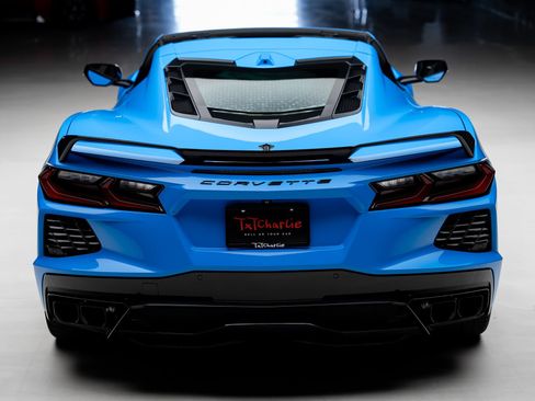 Used 2024 Chevrolet Corvette Stingray Coupe w/ Z51 Performance Package RWD image 26
