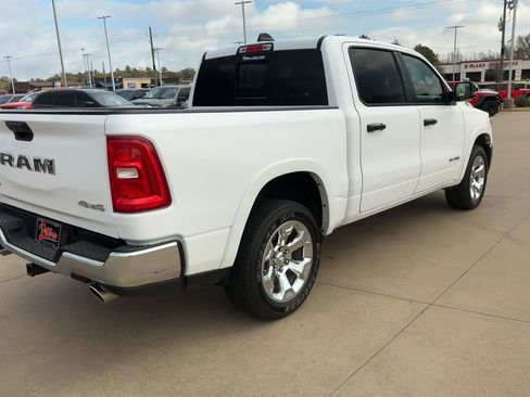 Used 2025 RAM 1500 Lone Star image 9