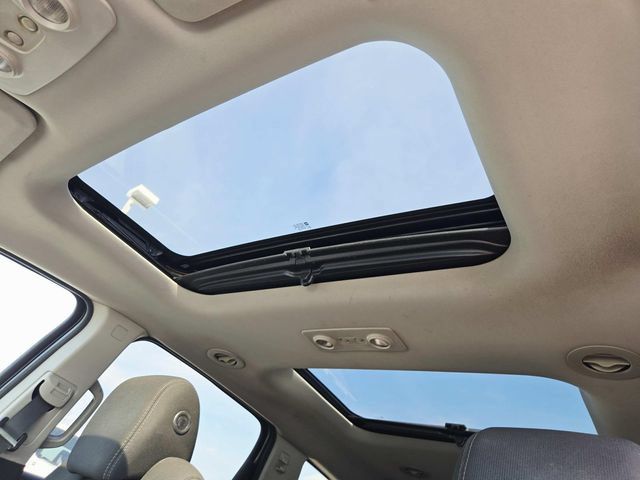 Used 2016 Chevrolet Traverse LT w/ Style and Technology Package AWD/4WD image 6