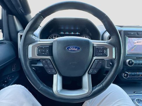 Used 2021 Ford Expedition Max XLT image 14