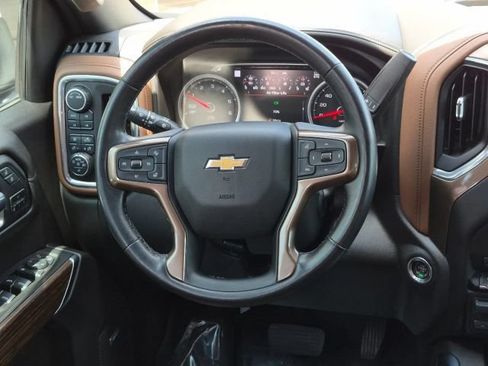 Used 2021 Chevrolet Silverado 1500 High Country AWD/4WD image 20