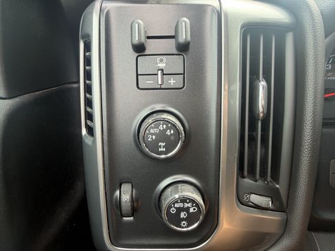 Used 2014 Chevrolet Silverado 1500 LT w/ LT Convenience Package AWD/4WD image 28