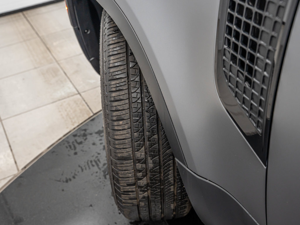 Used 2023 Land Rover Defender 110 S AWD/4WD image 53