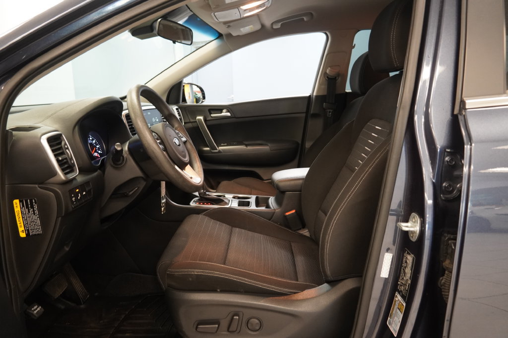 Used 2020 Kia Sportage LX w/ LX Popular Package FWD image 5