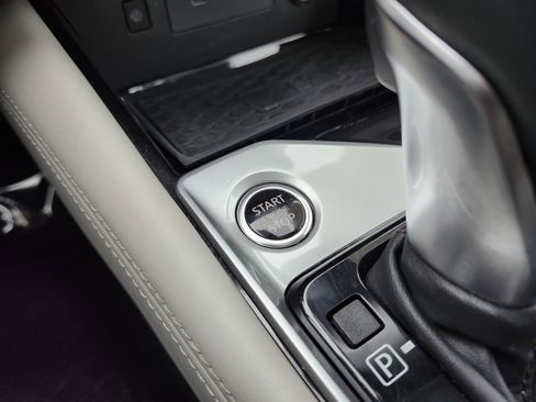 Used 2023 Nissan Altima 2.5 SL FWD image 10