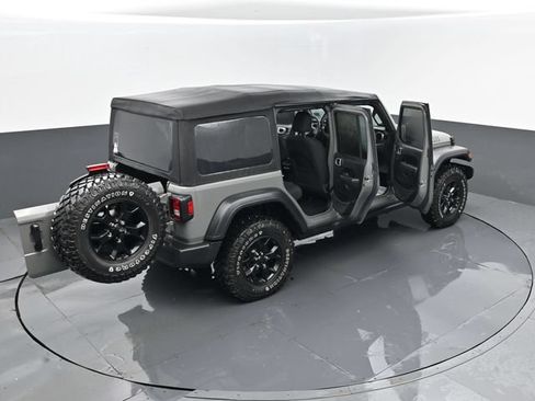 Used 2022 Jeep Wrangler Unlimited Sport AWD/4WD image 25