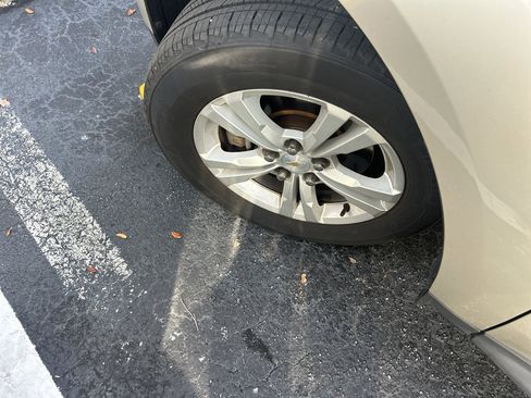 Used 2016 Chevrolet Equinox LS image 7