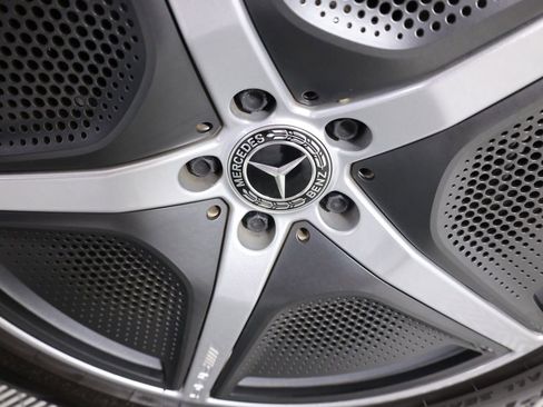 Certified 2023 Mercedes-Benz EQS 580 4MATIC SUV image 8