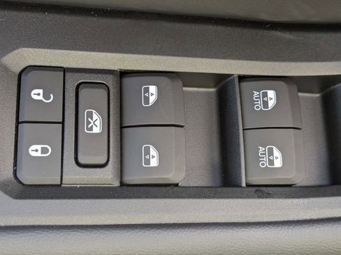 New 2026 Jeep Grand Cherokee Laredo RWD image 12