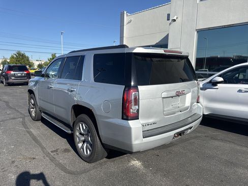 Used 2016 GMC Yukon SLT w/ HD Trailering Package AWD/4WD image 6
