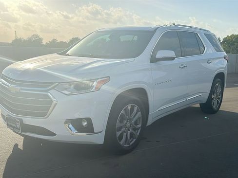 Used 2019 Chevrolet Traverse Premier w/ Driver Confidence II Package image 9