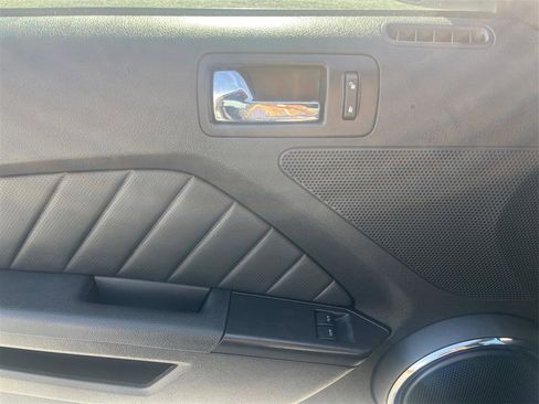 Used 2013 Ford Mustang GT Premium w/ Security Pkg image 20