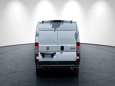 Used 2026 RAM ProMaster 2500 w/ Convenience Group FWD image 5