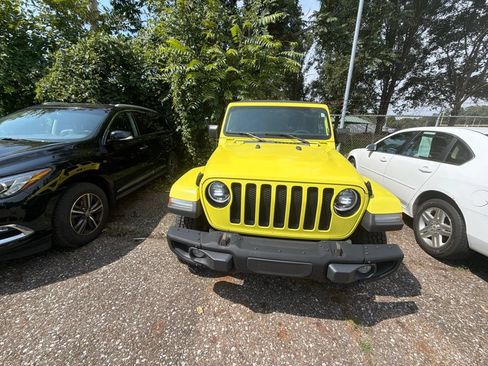 Used 2023 Jeep Wrangler Unlimited Sport AWD/4WD image 2