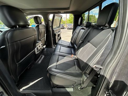 Used 2020 Ford F350 Lariat w/ Lariat Ultimate Package AWD/4WD image 13