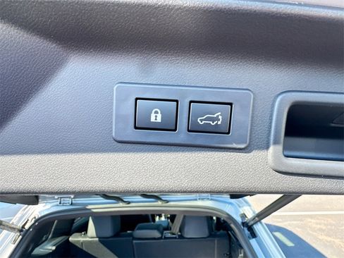 New 2025 Subaru Forester Limited image 27
