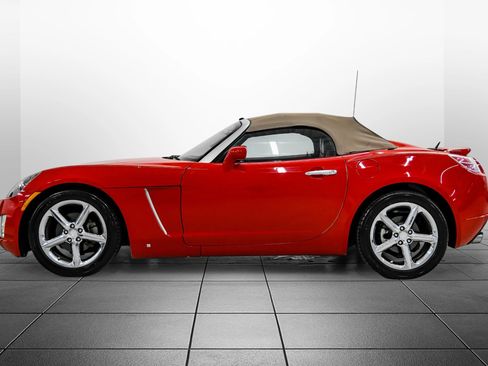 Used 2009 Saturn Sky Red Line RWD image 18