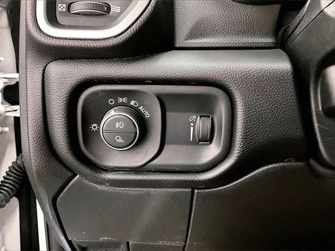 Used 2024 RAM 2500 Big Horn w/ Safety Group image 34